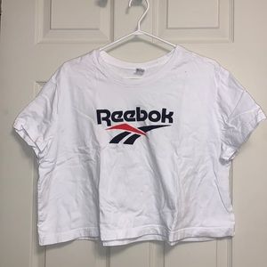 Reebok tee never worn